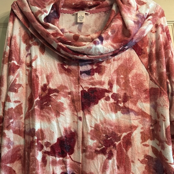 Westbound Top - Picture 2 of 4